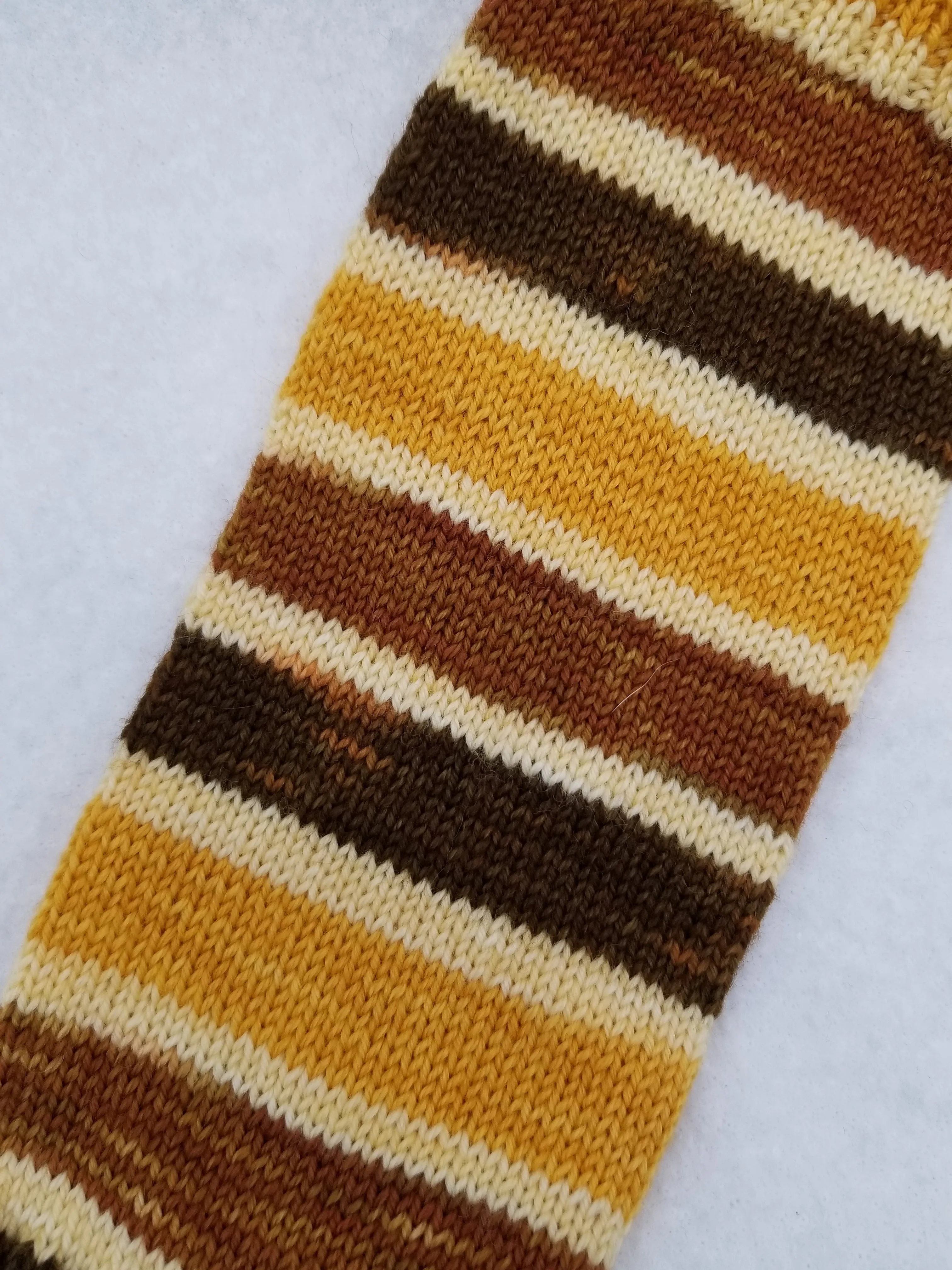 6  Honeycomb - Self-Striping - MS Sock 100
