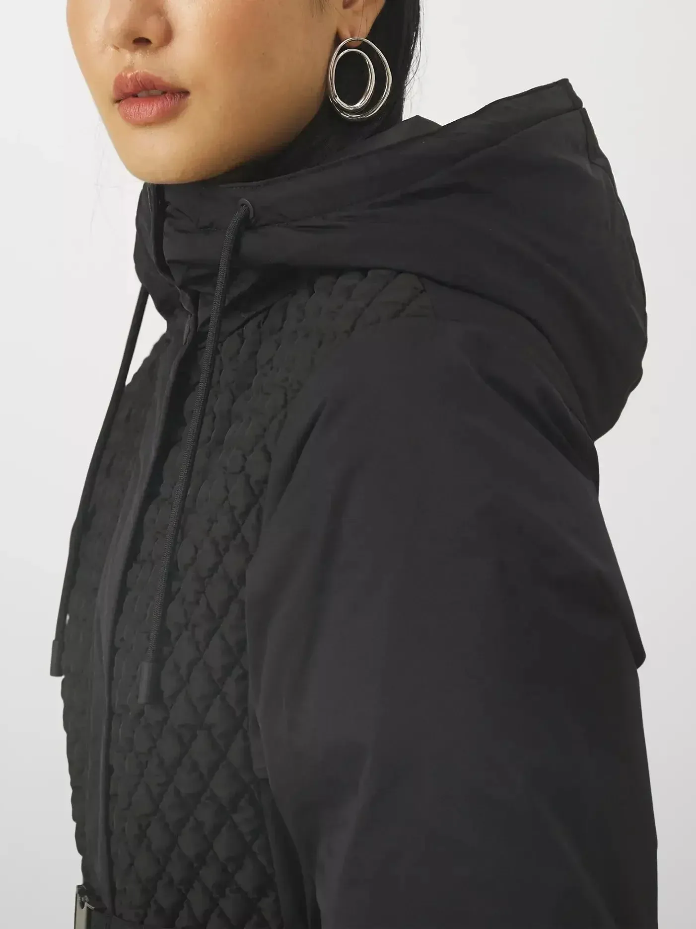 Belted Diamond-Quilted Hooded Balloon-Sleeve Jacket