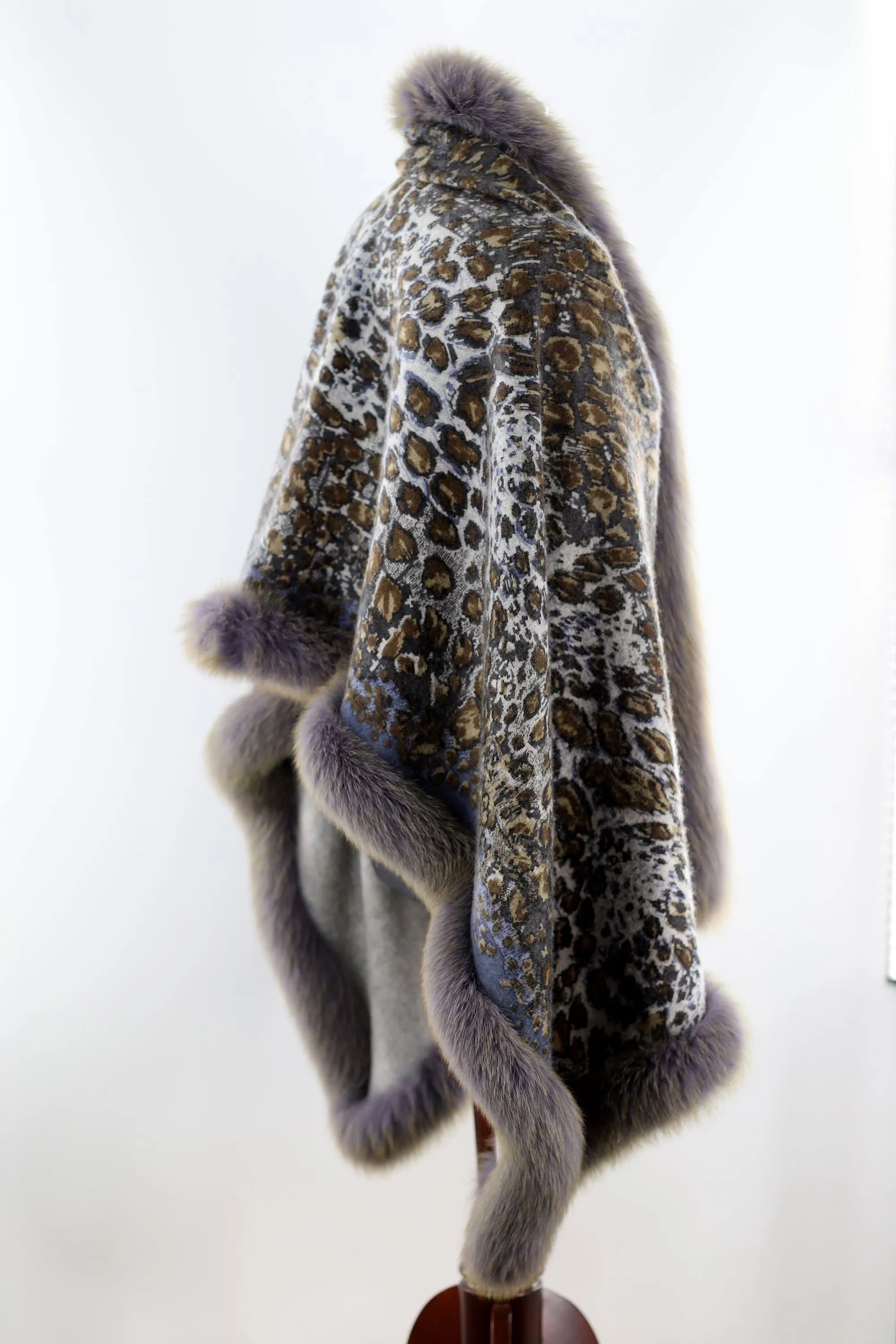 Cashmere Fur Trim Wrap -Grey/Teal
