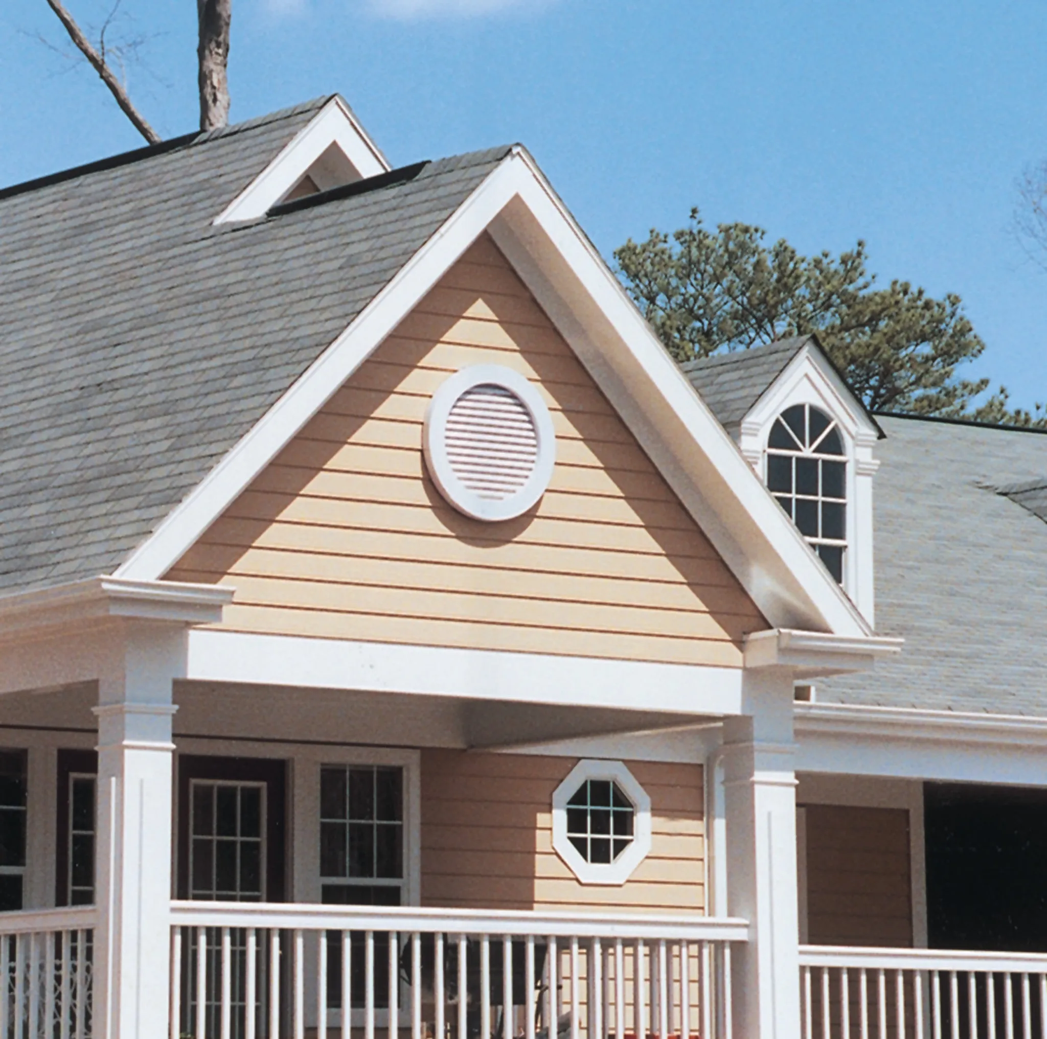Decorative Louver Round with Flat Trim