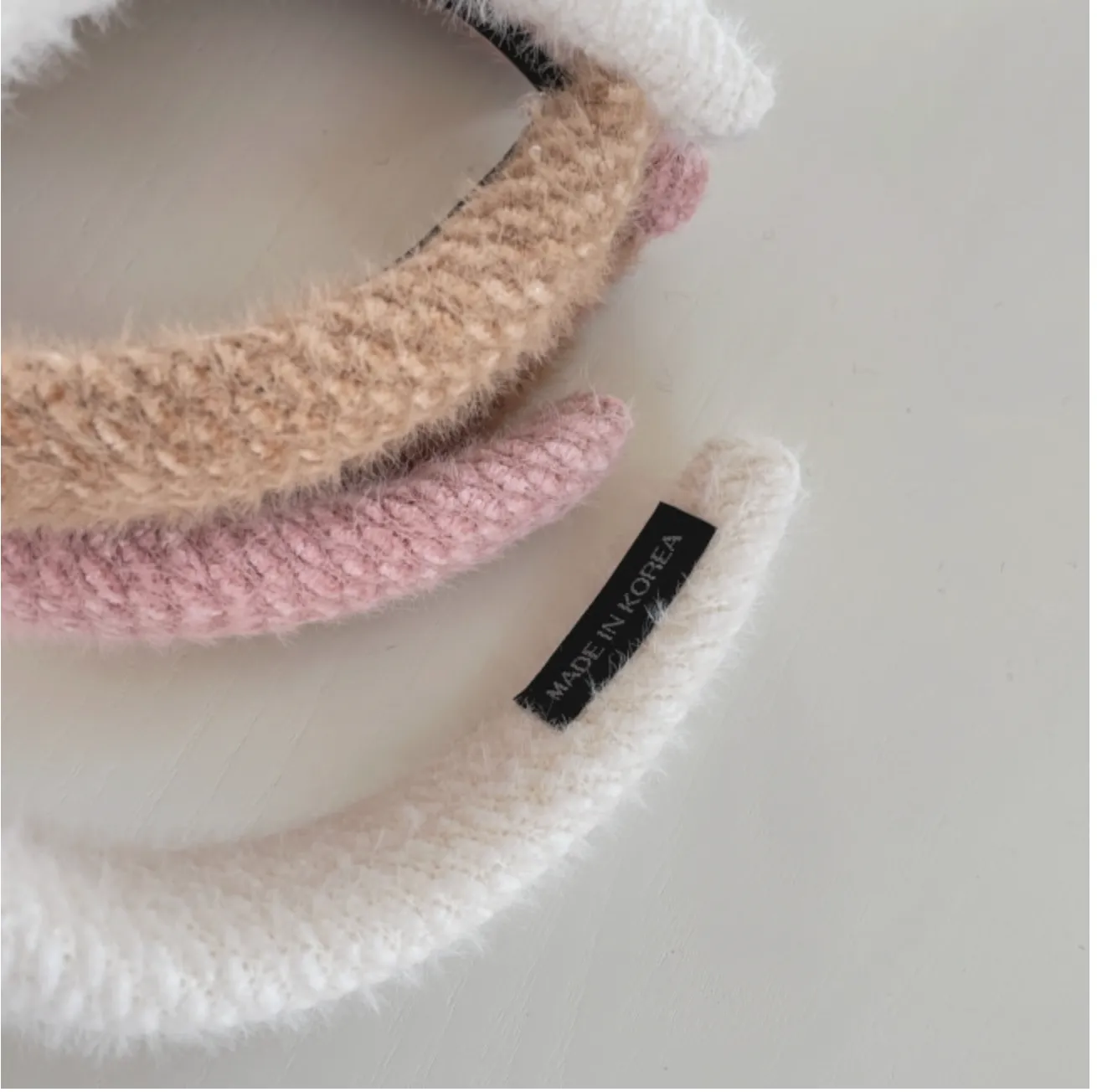 EMMA Padded fuzzy headband