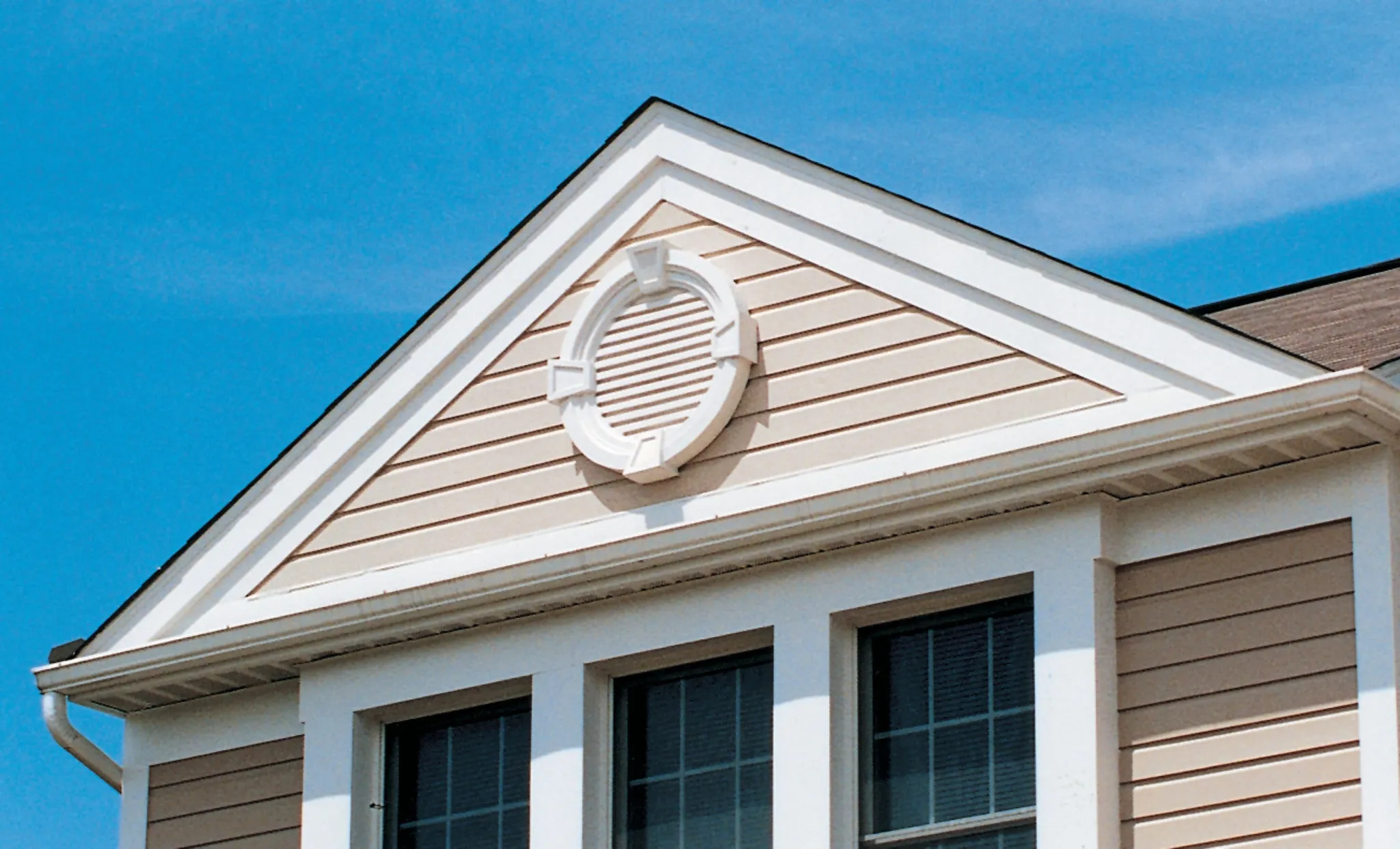 Functional Louver Round with Decorative Trim and Keystones