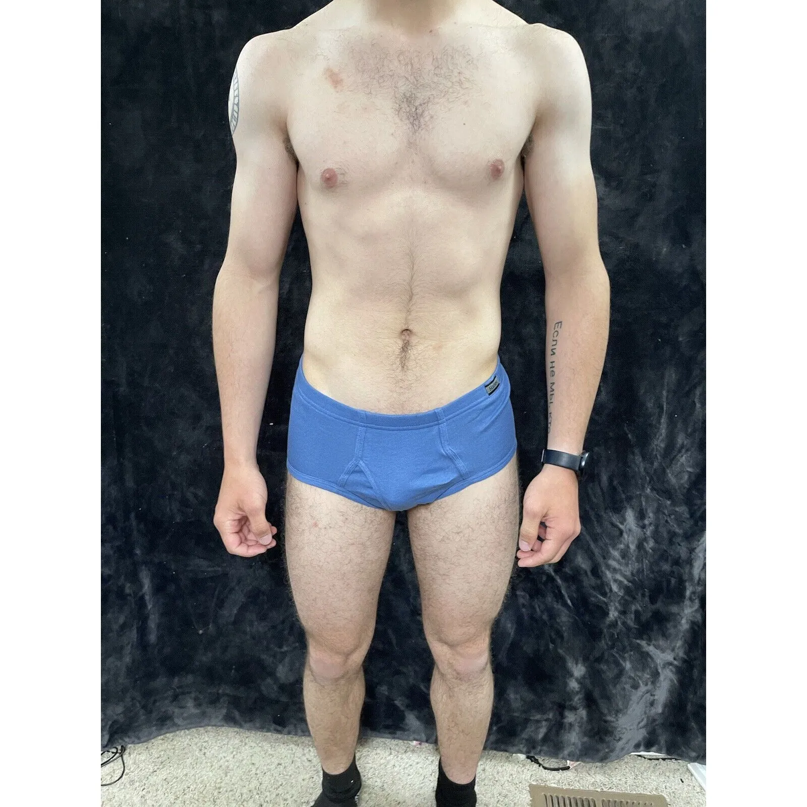 Men’s Hanes Comfortsoft Blue Briefs Medium