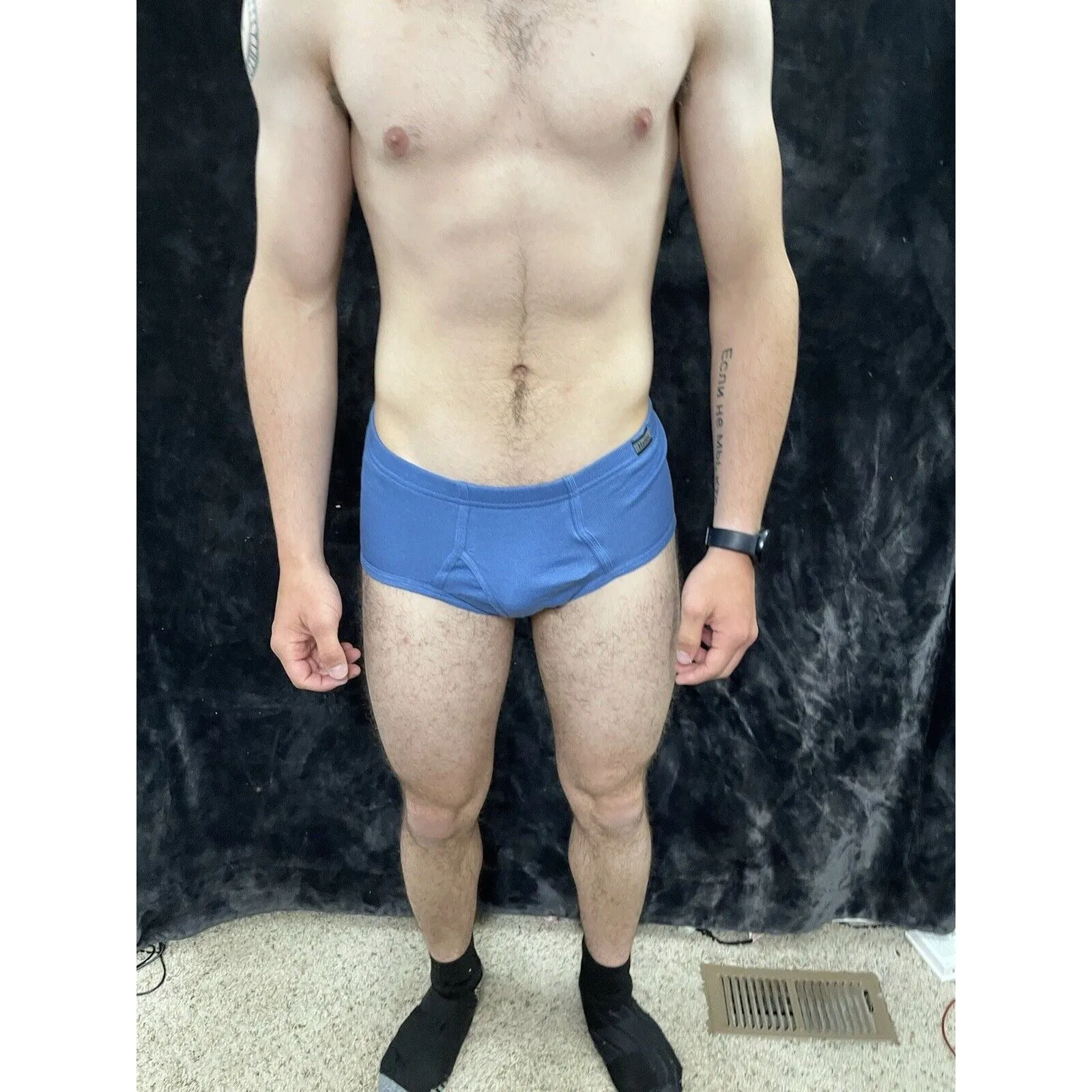 Men’s Hanes Comfortsoft Blue Briefs Medium