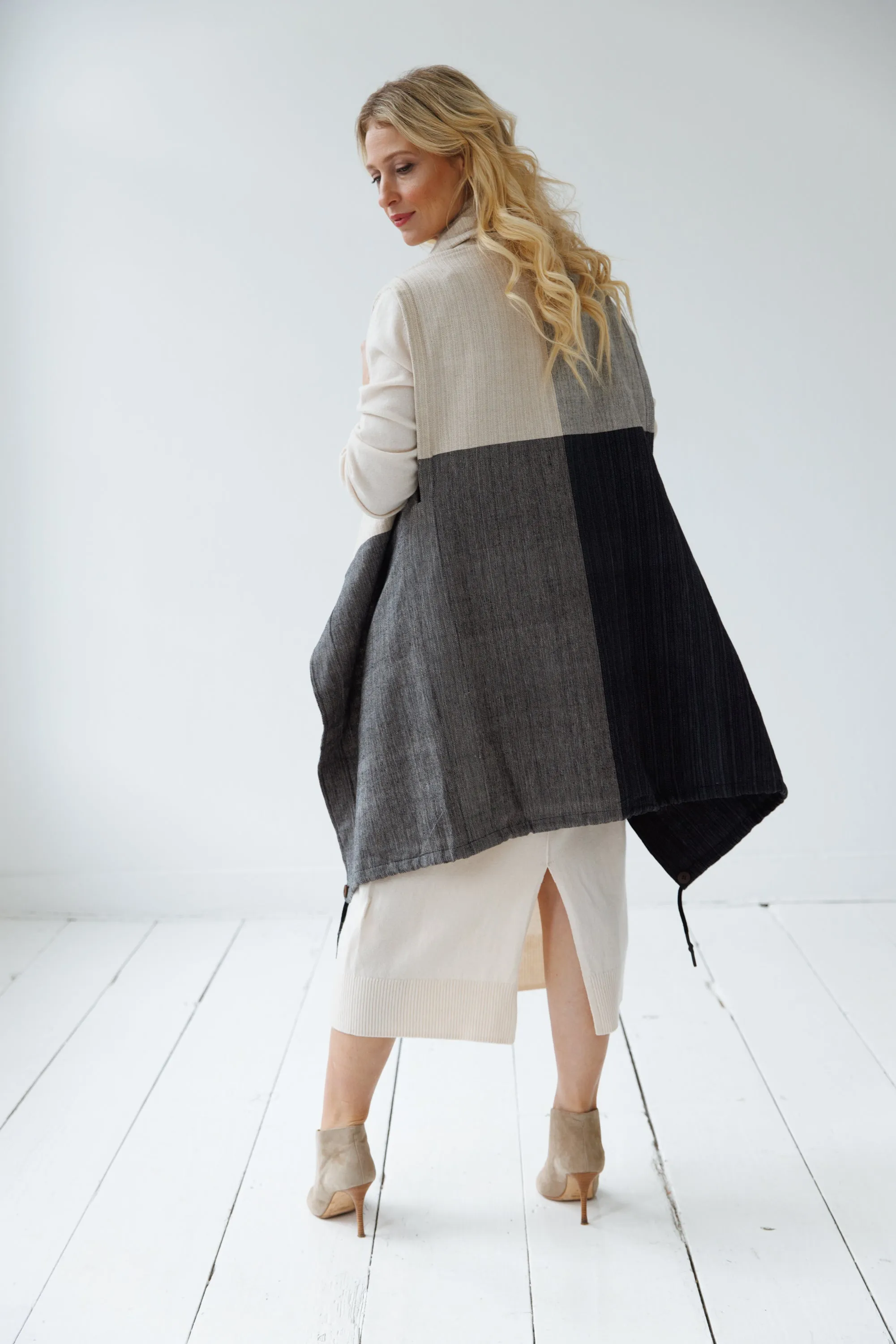 NEW! COTTON Cape Equal Graphic