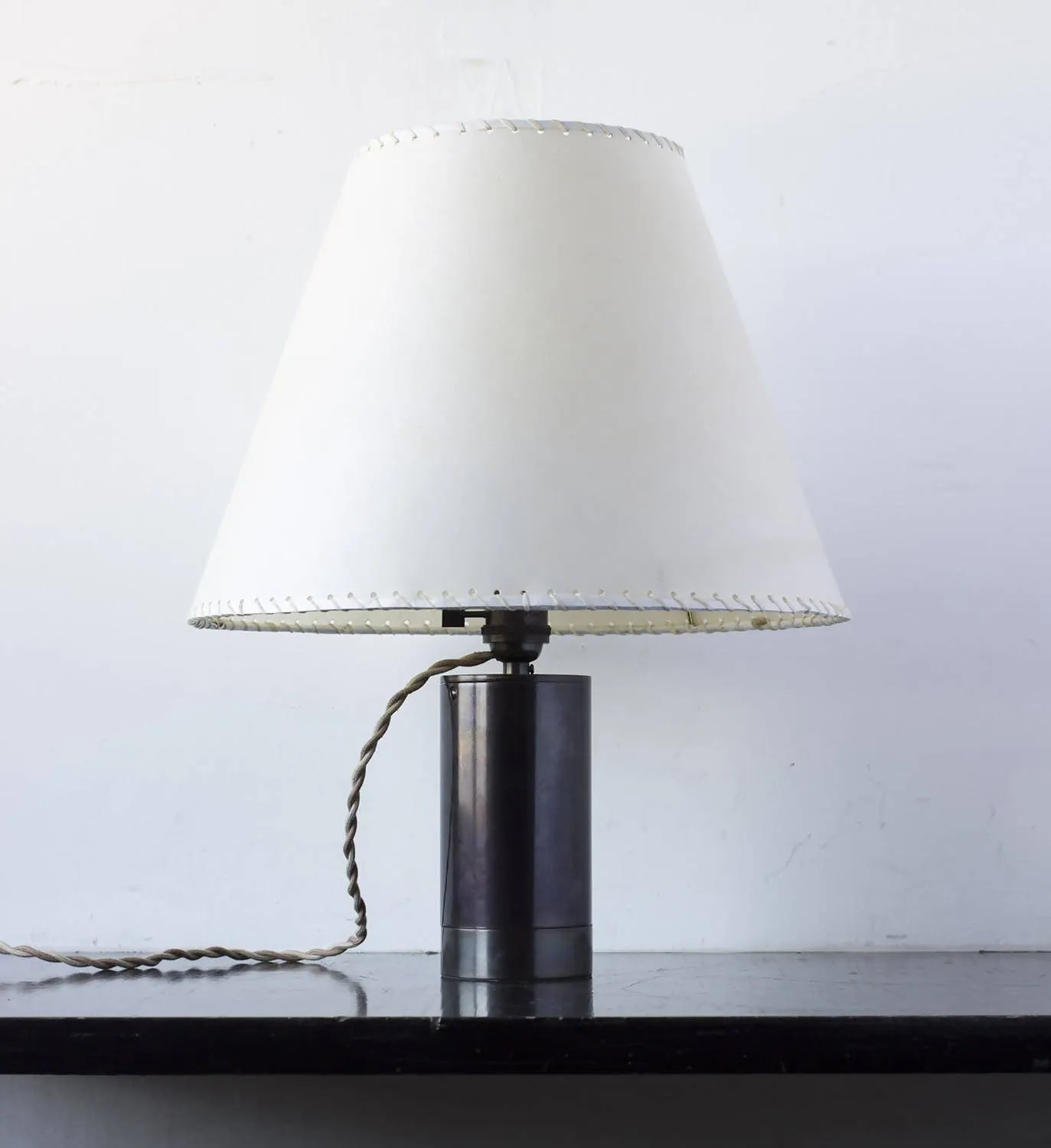 Series 02 Table Lamp