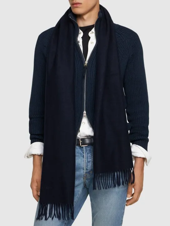 Tom Ford   Beaver Day cashmere scarf 