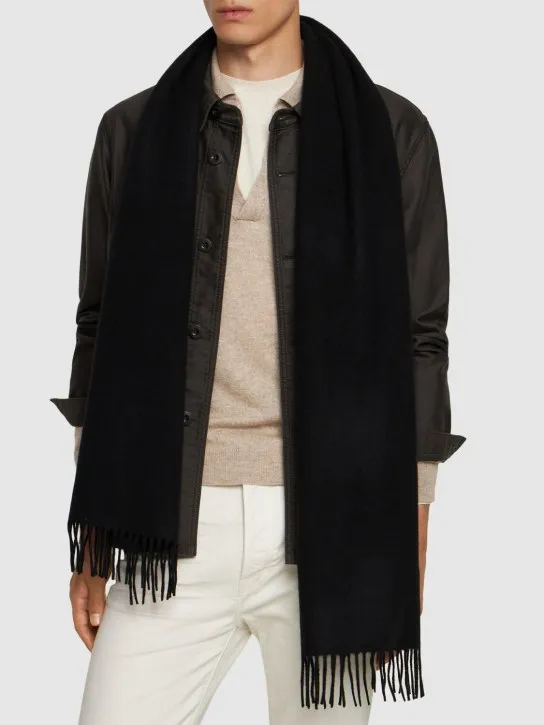 Tom Ford   Beaver Day cashmere scarf 
