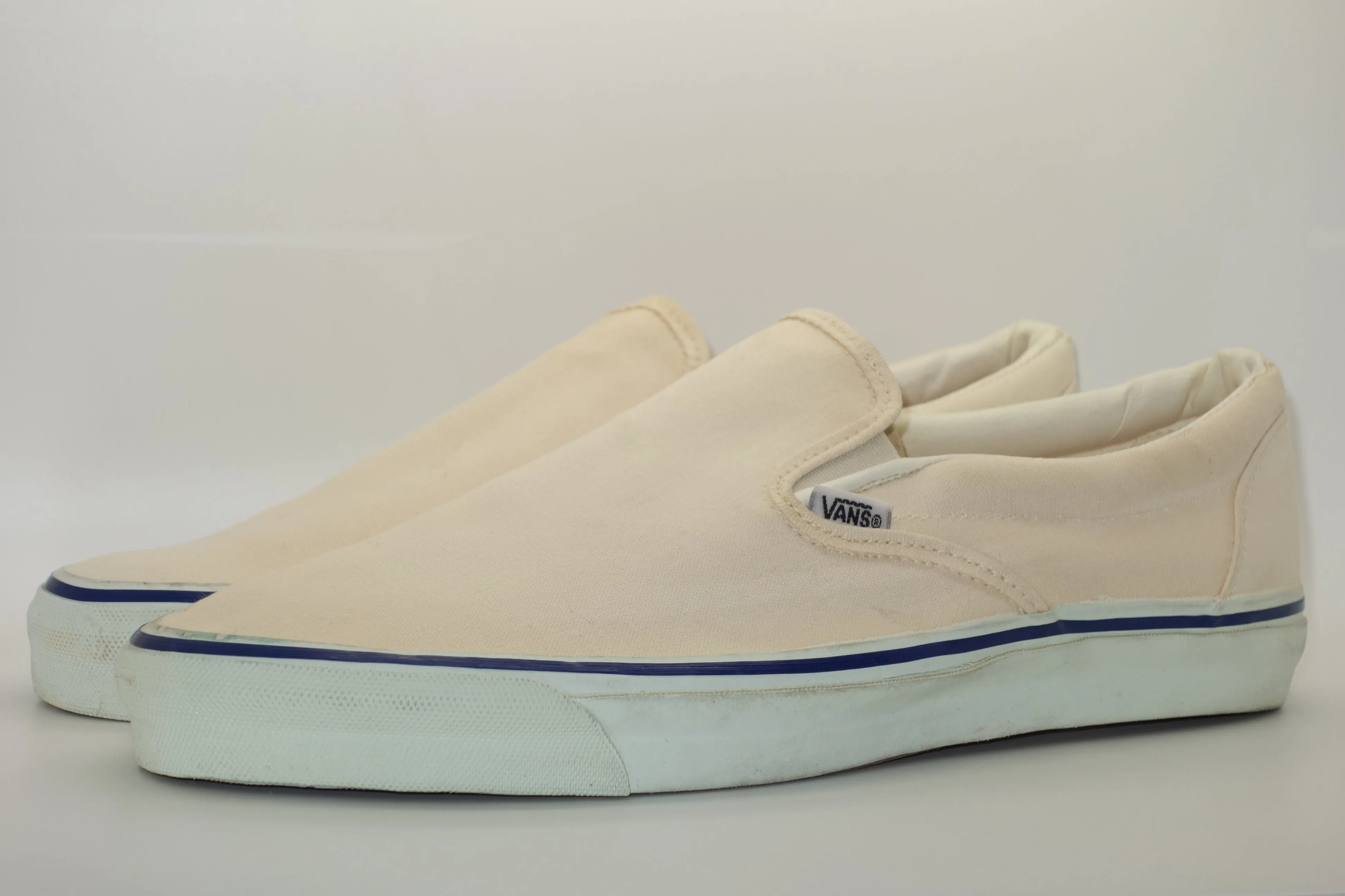 vintage van's style #98 ~ US14W