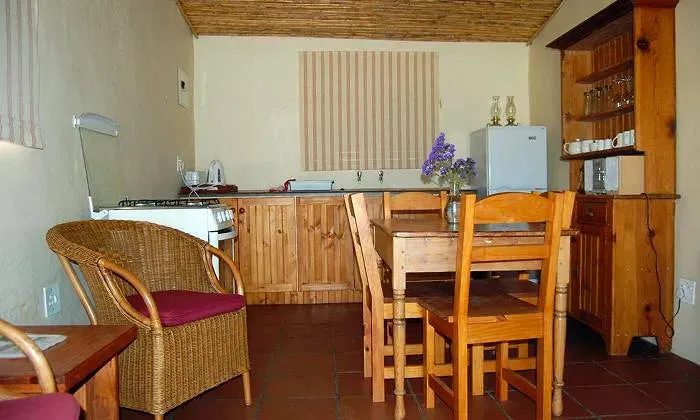 Western Cape: 1 or 2-Night Stay for Two at Akkerboom Country Cottages