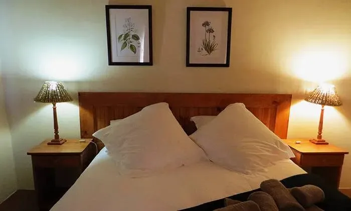 Western Cape: 1 or 2-Night Stay for Two at Akkerboom Country Cottages